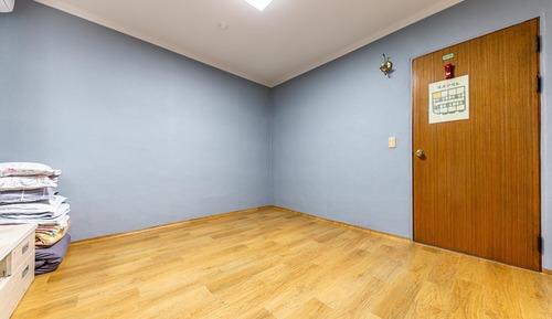 Room (Ondol Room)