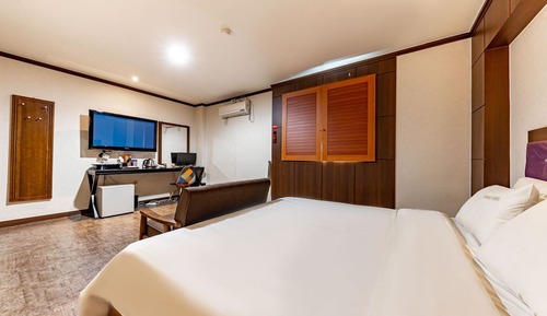 Room (Standard room)