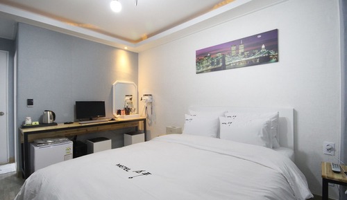 Room (Standard room-A)