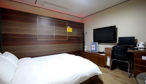 Room (Standard room)