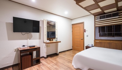 Room (Standard Room)