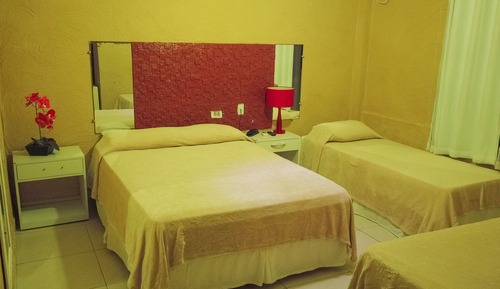 Habitación triple Deluxe