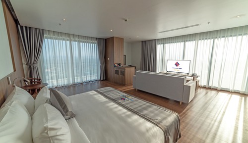 Habitación familiar, vistas parciales al mar (Deluxe)