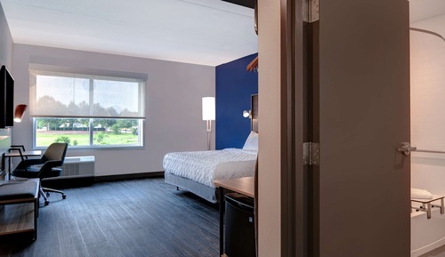 Habitación, 1 cama de matrimonio grande, accesible para personas con discapacidad (Hearing)