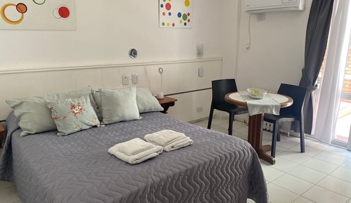 Habitación básica doble, 1 cama de matrimonio