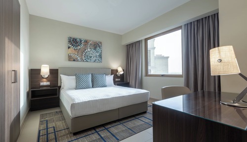 Suite estudio, 1 cama de matrimonio grande con sofá cama