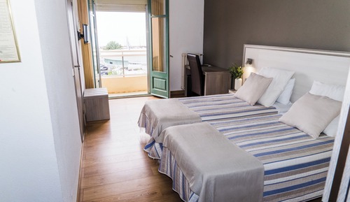 Habitación Deluxe doble, balcón, vistas al mar