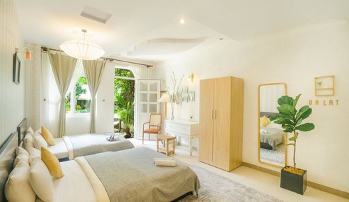 Habitación Deluxe con 2 camas individuales, vistas al jardín