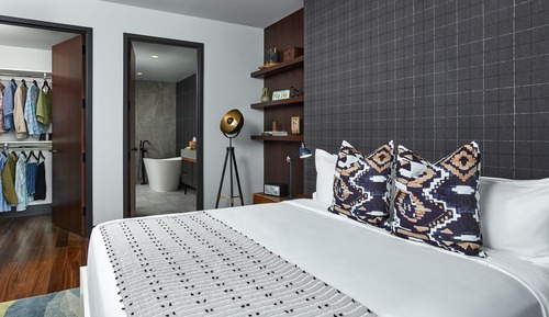 Ático, 2 habitaciones, en esquina