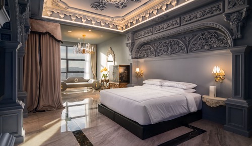 Habitación (PALATIAL NOIRE V)