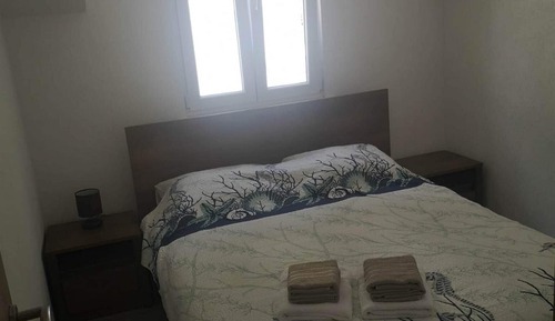 Apartamento (Two Bedroom Apartment with Terrace)