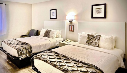 Habitación estándar, 2 camas dobles, no fumadores