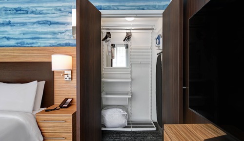 Suite, 1 habitación (Mobility Accessible, Roll-In Shower)