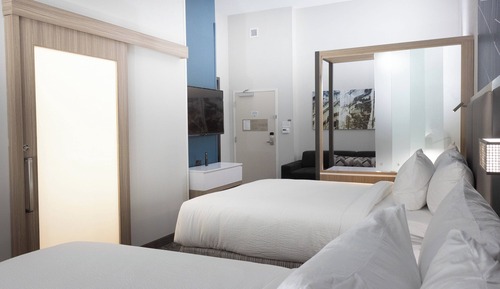 Suite, varias camas (Hearing Accessible)