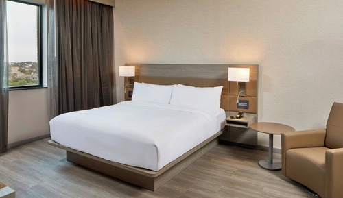 Suite, 1 cama de matrimonio grande con sofá cama, vistas al valle