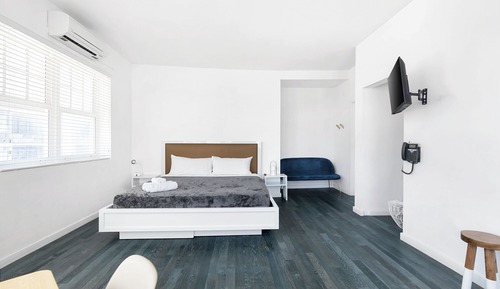 Comfort Room