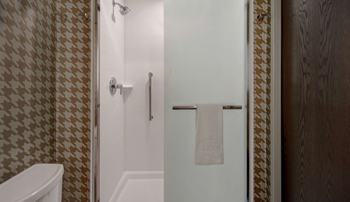 Estudio, 1 cama de matrimonio grande, accesible para personas con discapacidad, bañera