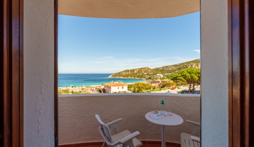 Habitación con 1 cama doble o 2 individuales, balcón, vistas al mar
