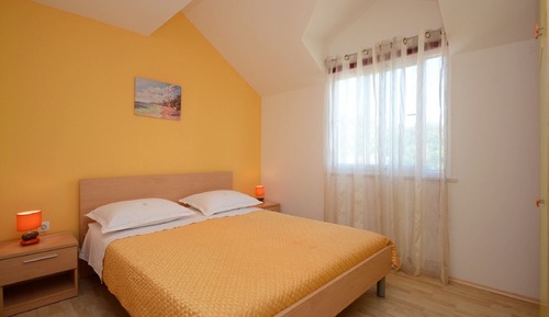 Apartamento (Two Bedroom Apartment with Terrace)
