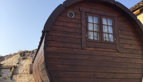 Casa móvil exclusiva, baño privado (Dormir dans un tonneau )