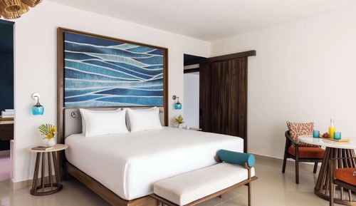 Club Ocean Front Master Suite