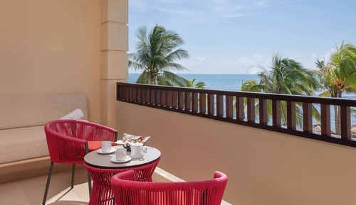 Water Park View Family Junior Suite King