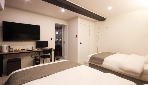 Room (Standard)