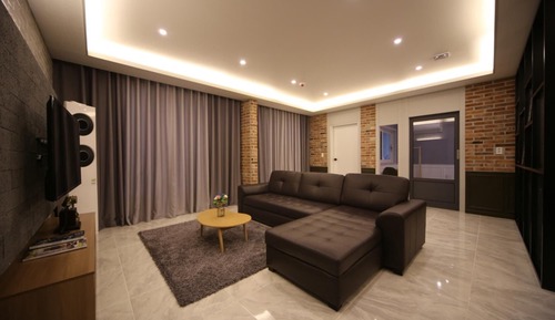 Room (SuiteRoom)