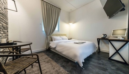 Room (Non-smoking room deluxe)