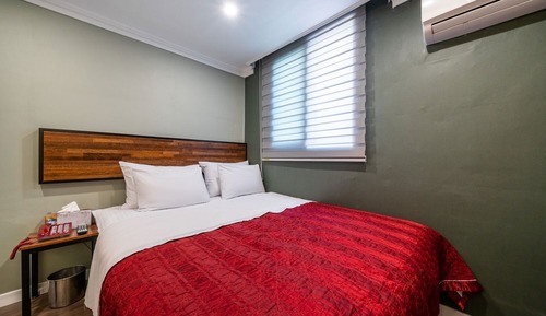 Room (Special Room)