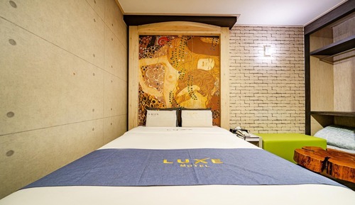 Room (Special room (65-inch TV / Netflix (u)