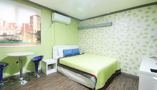 Room (Standard Room)