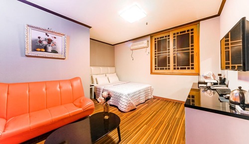 Room (Semi-special room)