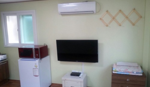 Room (Complex D )