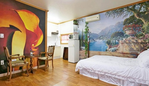 Room (Mountain view)