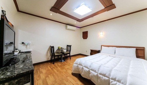 Room (Single Standard room)