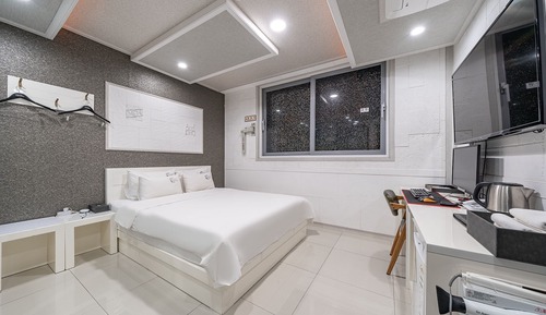 Room (Standard Double (1PC Bidet))