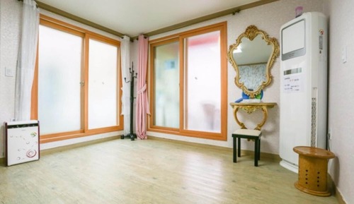 Room (Lavender 1F)