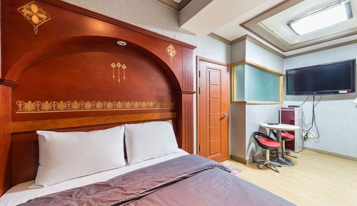 Room (VIP)