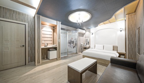 Room (General room)
