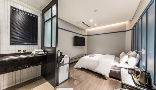 Room (Standard)