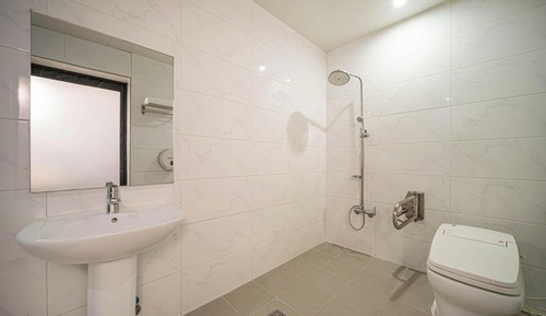 Room (RenewalVIP Twin Gaming (Couple PC Net)