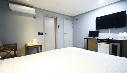 Room (General room (hot water mat room insp)