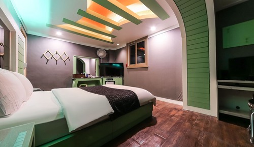 Room (Special Room)