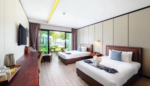 Grand Deluxe Room