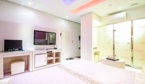 Room (Standard Room)
