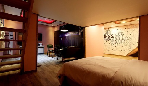 Room (Special Room)