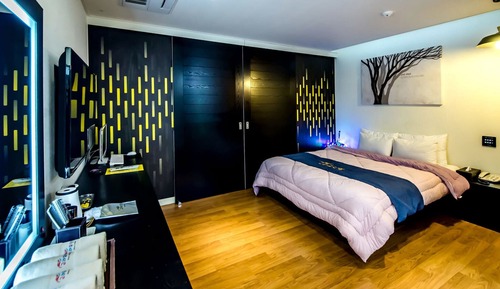 Room (Standard Room (no check-in or reserva)