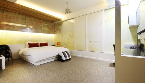 Room (Standard Room)