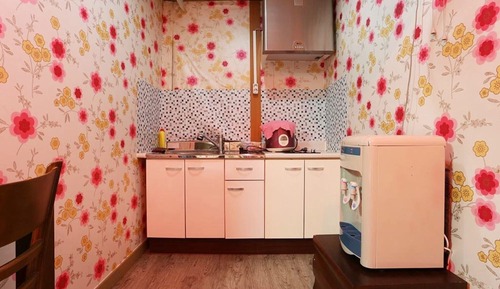 Room (Condo Studio (4 People))